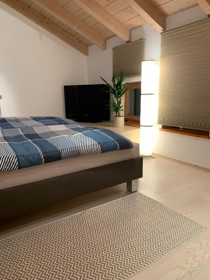 Alpenblick Nahe Muenchen Mit Outdoor Whirlpool - 21 Min Von Muenchen Mit Zug Assling 外观 照片