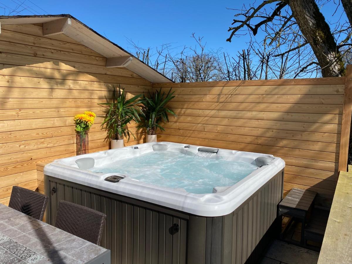 Alpenblick Nahe Muenchen Mit Outdoor Whirlpool - 21 Min Von Muenchen Mit Zug Assling 外观 照片
